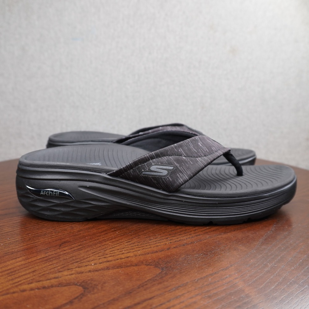 Skechers Sandals Women's Size 10 Black Thong Flip Flop Walking Cushioning 140502 - Picture 4 of 16